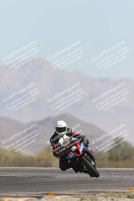 media/Oct-26-2025-Race Pace (Sun) [[c1447ca738]]/Non Verified (1st 20 Minutes of every Hour)/4-Turn 14 (1110am)/